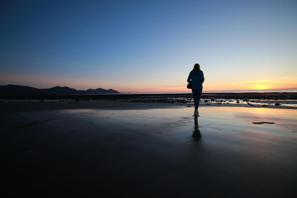 Riverside Walking Distance Into Holiday home Caernarfon